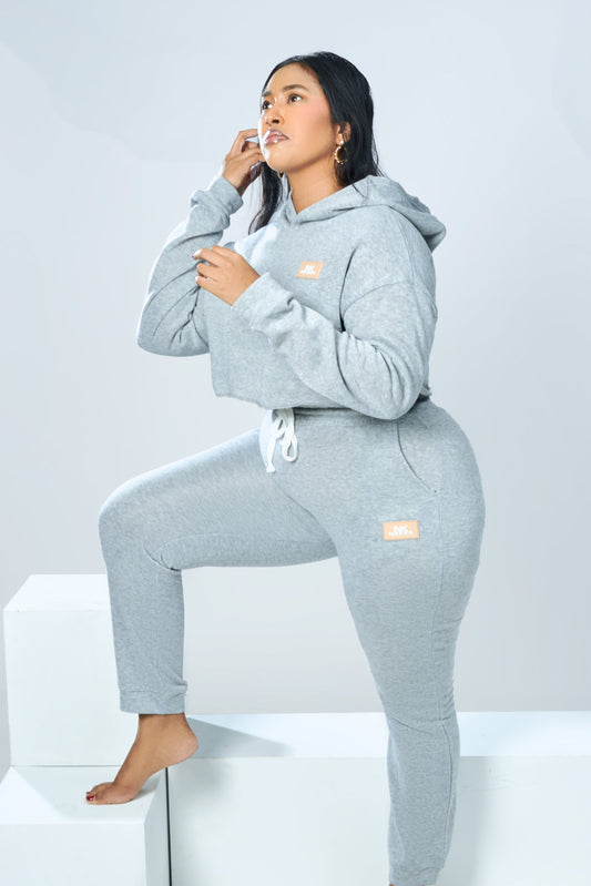 neeks fashion chic grey two-piece set, featuring a cozy sweatshirt and matching pants