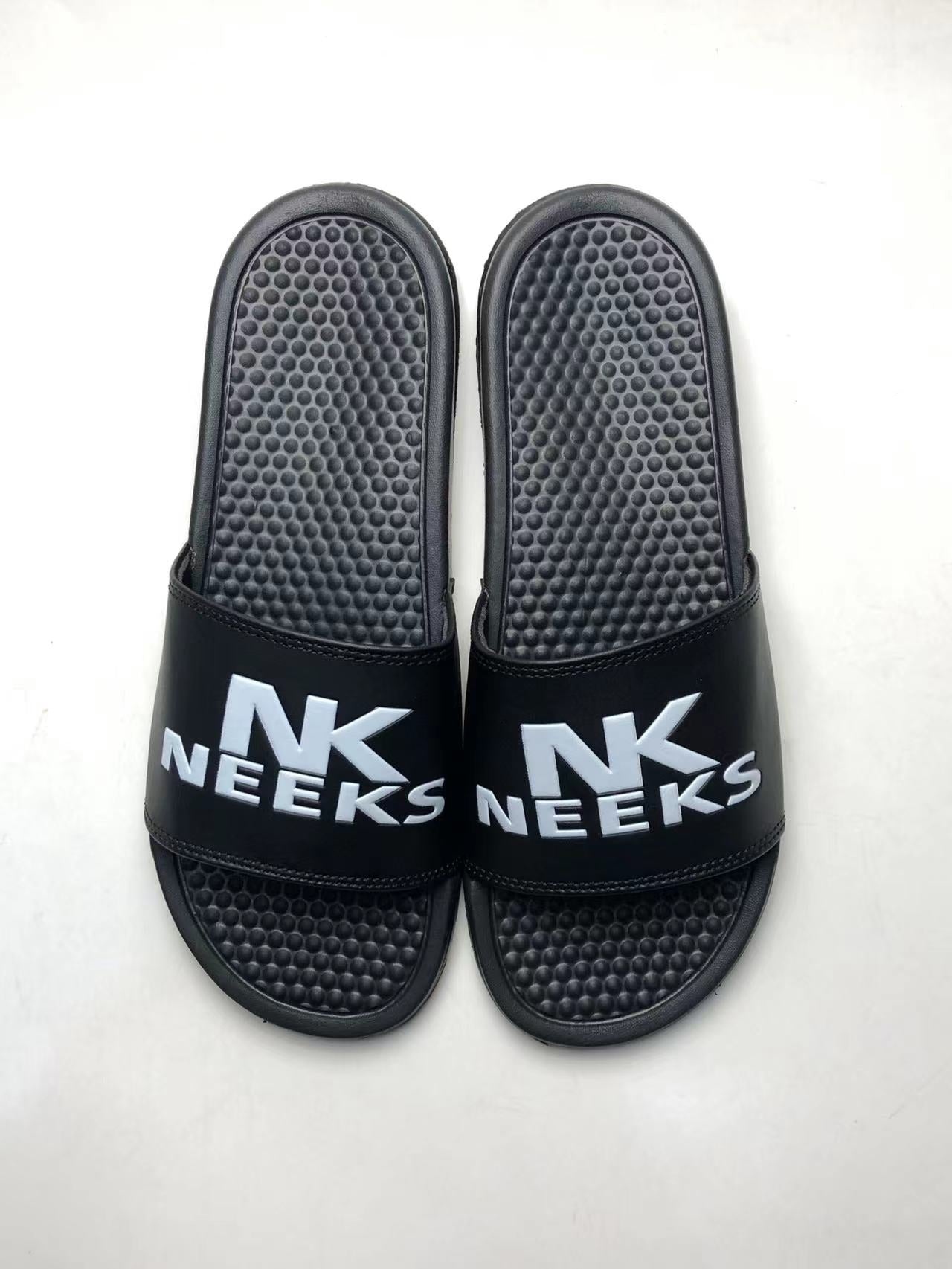 Neeks Sliders Slippers